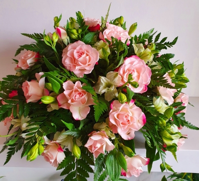Posy   Pink and White