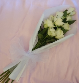 Sheaf   White Roses